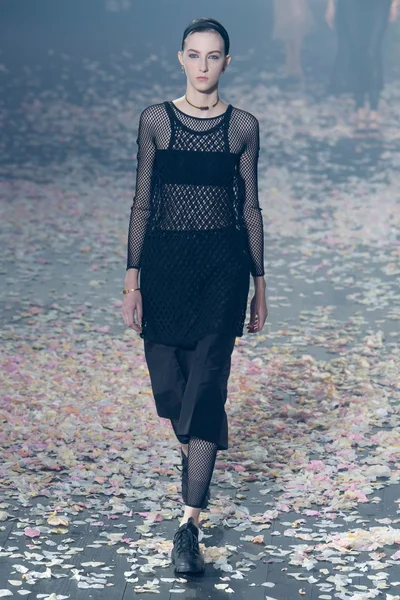 Look 4